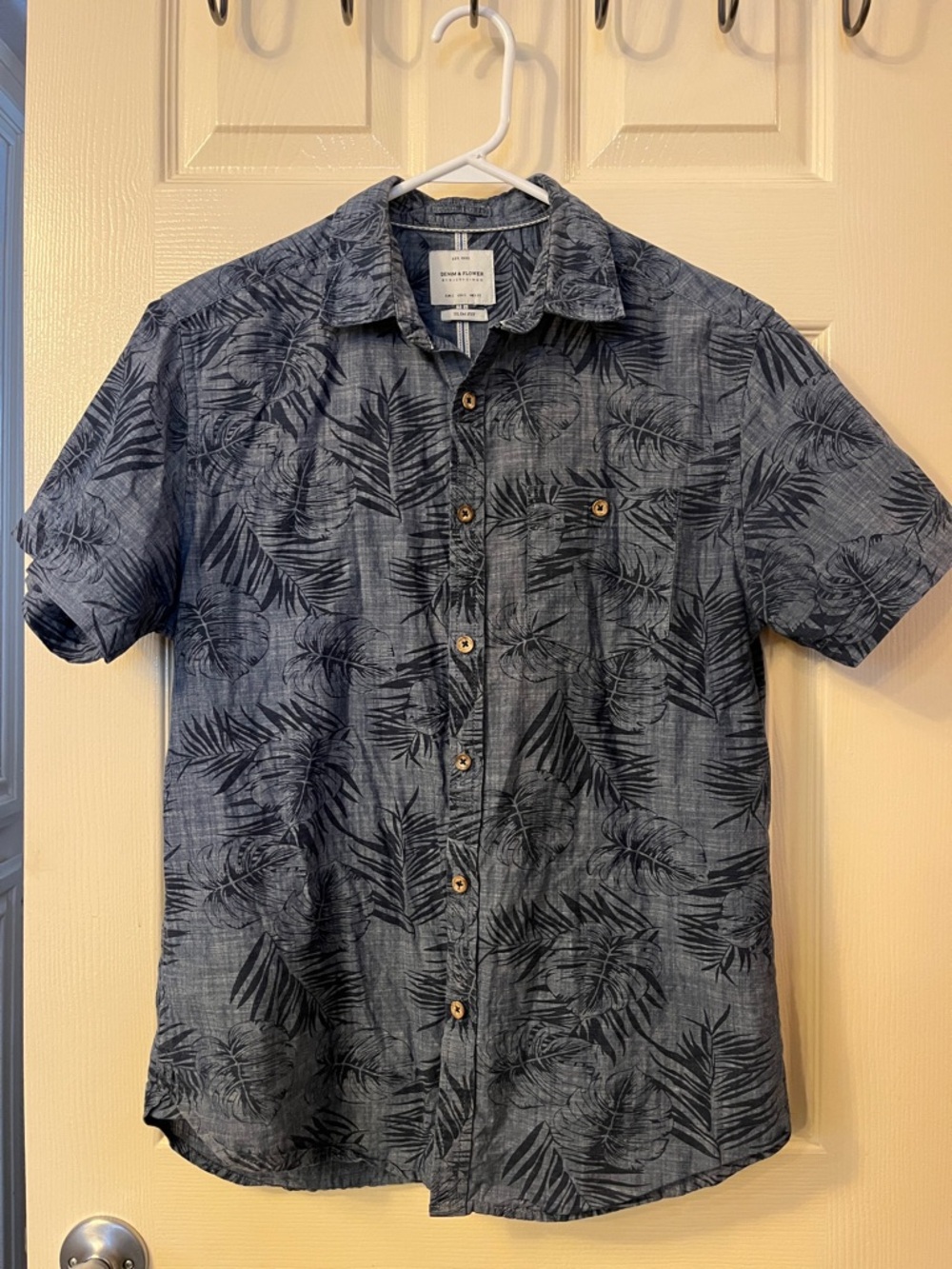 Denim & Flower Navy Palm Print Short Sleeve Button-Down